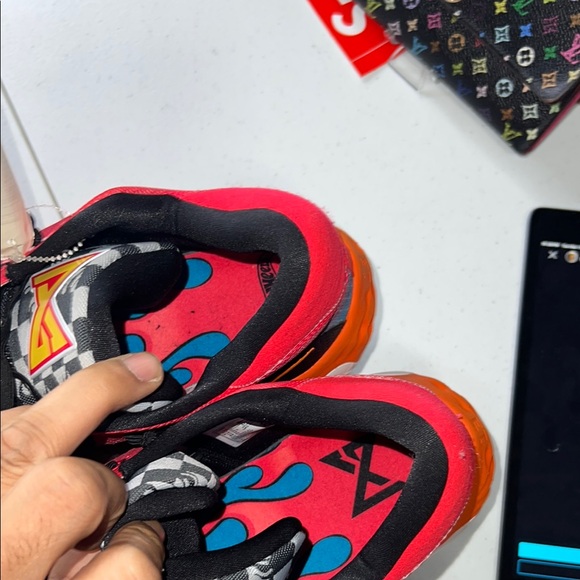 Paul George, hot wheels new no box size 16m - Blue and Orange - Picture 7 of 7